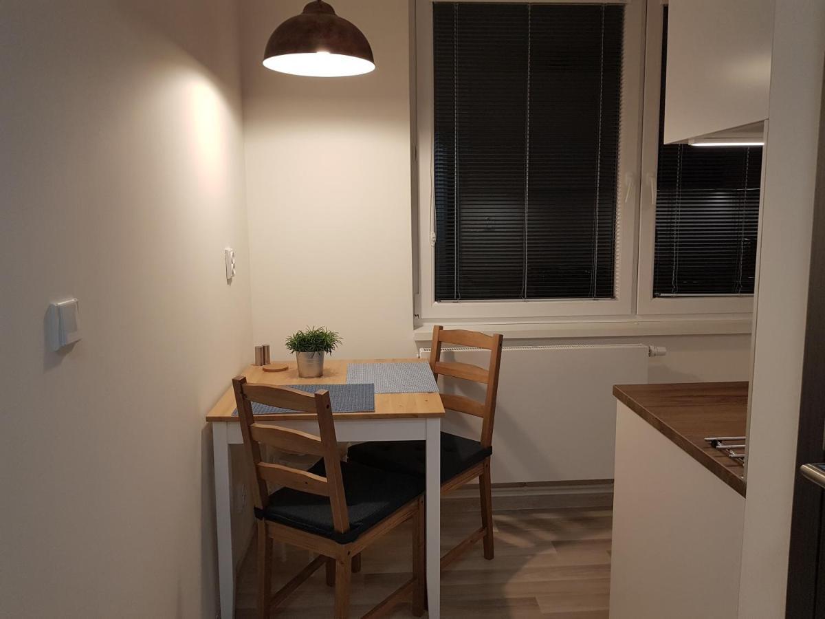 1+1 Znojmo Apartment Exterior photo